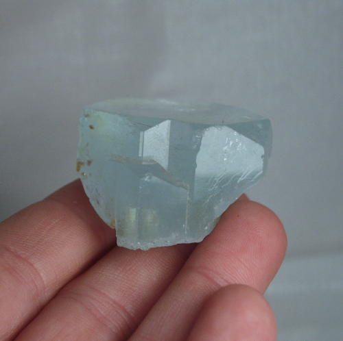 Huge Terminated Aquamarine Crystal Pakistan 275ct  Litnon.com