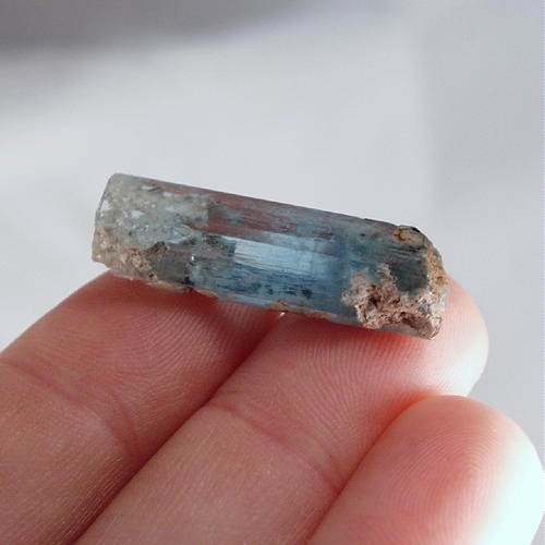 BLUE Terminated Aquamarine Beryl Crystal Namibia  Litnon.com
