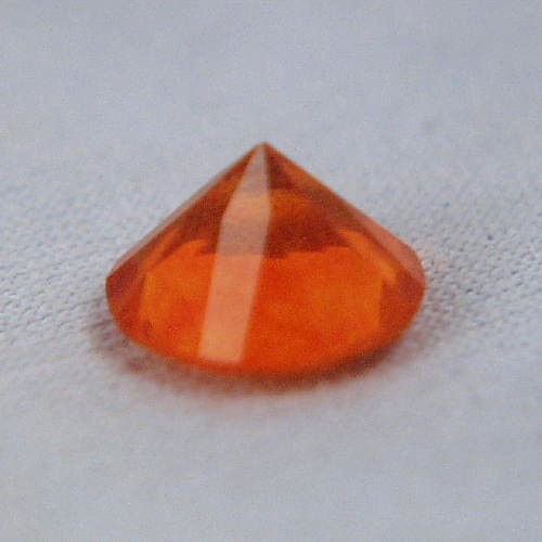 Fine Color and Cut Orange Mexican Fire Opal 1.15ct  Litnon.com