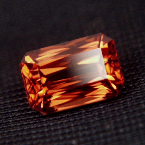 Color Cut and Fire New Find Gem Zircon Tanzania 4.8ct  Litnon.com