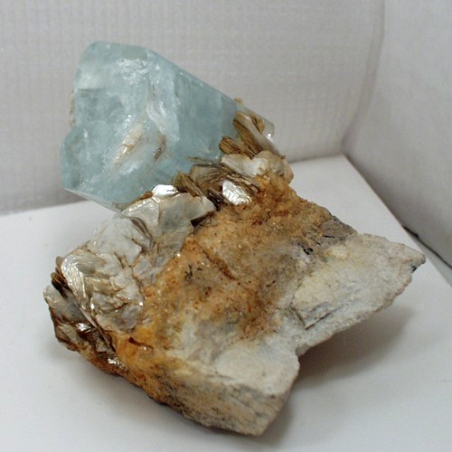Collectors Quality Big Aquamarine Specimen Pakistan  Litnon.com