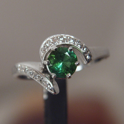 NR Bright and Pretty Tourmaline Diamond Ring 14 kt  Litnon.com