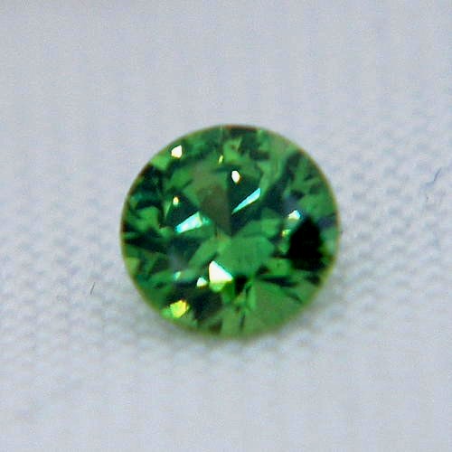 Chrome Green Old Mine Russian Demantoid Garnet  Litnon.com