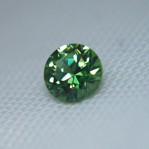 Top Gem Quality Old Mine Russian Demantoid Garnet  Litnon.com