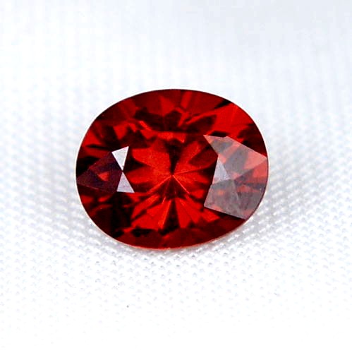 Cut, Color and Fire Orange Red Spessartite Garnet  Litnon.com