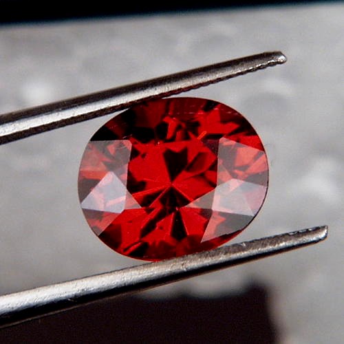 Cut, Color and Fire Orange Red Spessartite Garnet  Litnon.com