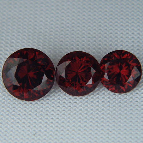 Top Cut Red Fire Crimson Umba River Garnets  Litnon.com