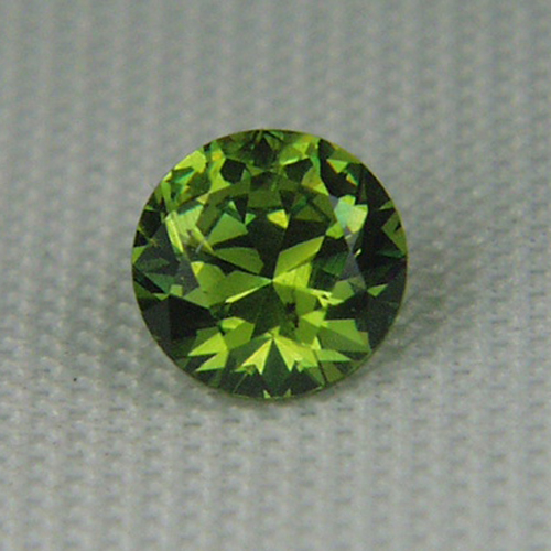 Special Quality Old Mine Russian Demantoid Garnet  Litnon.com