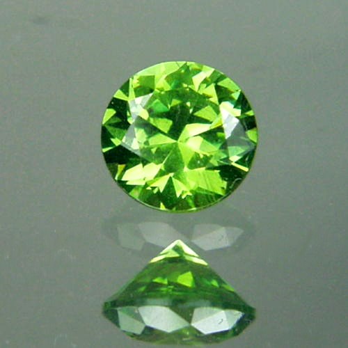 Special Quality Old Mine Russian Demantoid Garnet  Litnon.com