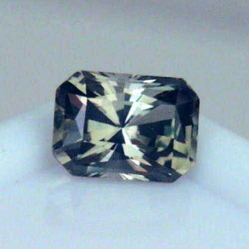 Top Cut Rare Collectors Color Oyo Tourmaline 1.60 ct  Litnon.com