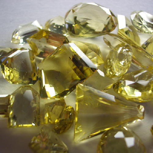 Close Out Faceted Tanzania Golden Scapolite Lot 88 ct.  Litnon.com