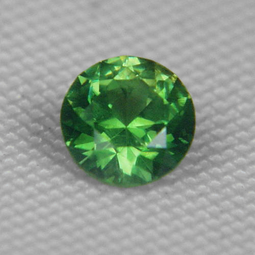  Top Gem Chrome Green Russian Demantoid Garnet  Litnon.com