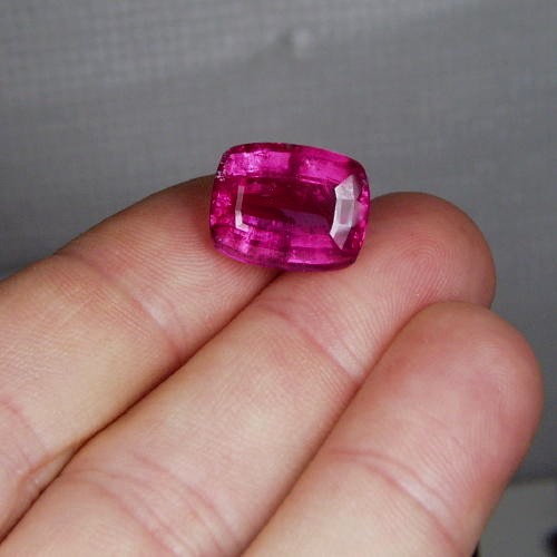 Shocking Pink Old Stock Brazil Tourmaline 13.9 ct  Litnon.com