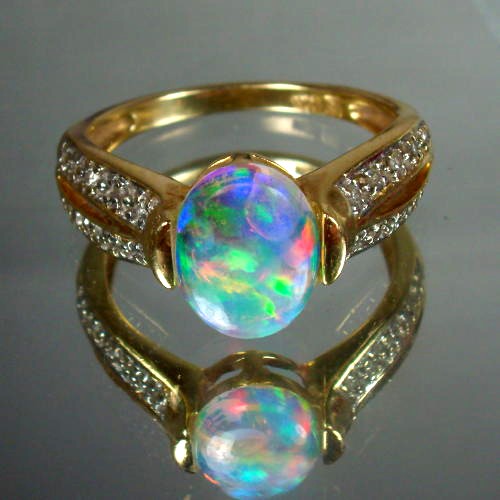 Color and Fire Australian Opal Gold Ring  Litnon.com