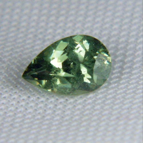 Bright and Pretty Demantoid Garnet Namibia  Litnon.com