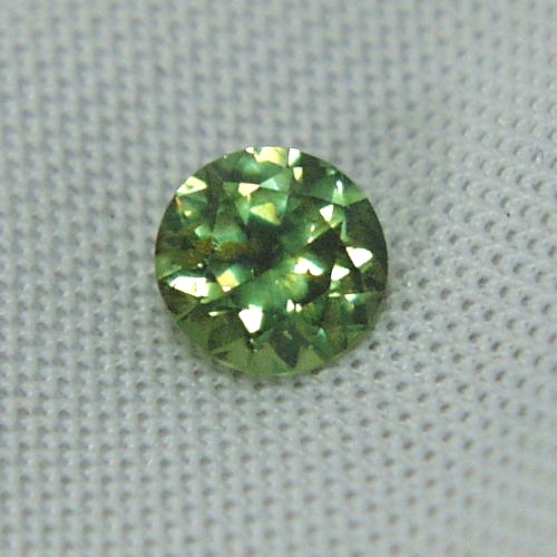 Brilliant Top Cut Natural Russian Demantoid Garnet GL Litnon.com