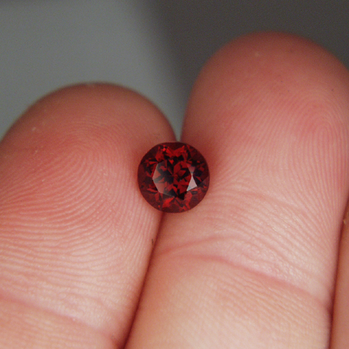 Top Cut Red Fire Crimson Color Umba River Garnet  Litnon.com