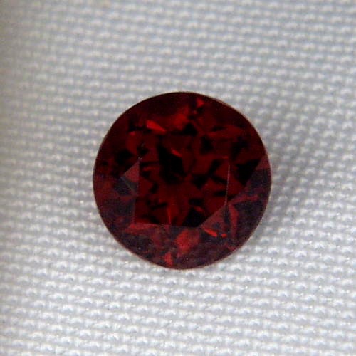 Top Cut Red Fire Crimson Color Umba River Garnet  Litnon.com
