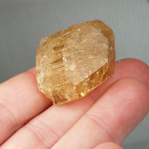 Big Golden Scapolite Crystal Specimen Tanzania 28 gr  Litnon.com