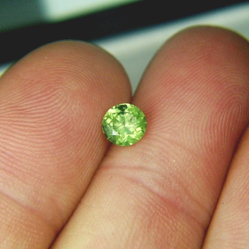 Brilliant Top Cut Natural Russian Demantoid Garnet GL Litnon.com