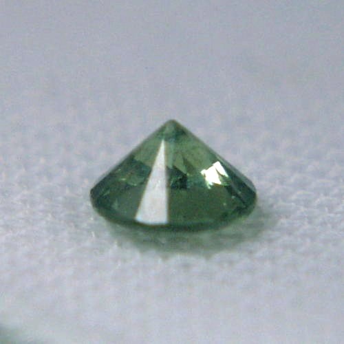 Bright and Pretty Demantoid Garnet Namibia  Litnon.com
