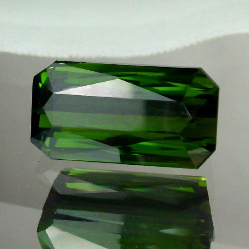 Color Scissors Cut Green Tourmaline Namibia 7.65ct  Litnon.com