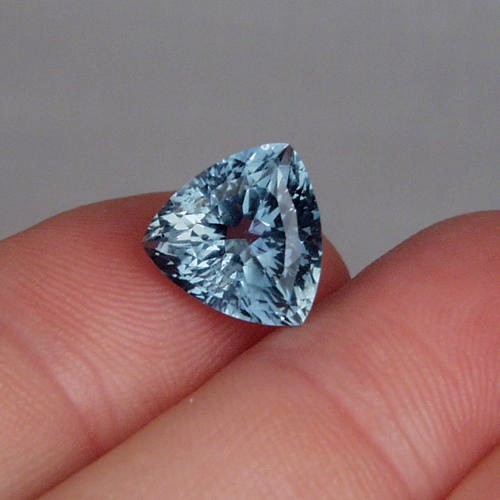 Top Cut and Natural Color Unusual Steel Blue Topaz  Litnon.com
