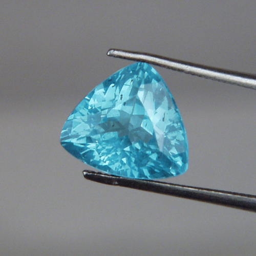 Big and Bright Neon Blue Apatite Madagascar 2.62 ct  Litnon.com