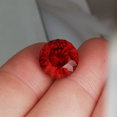  Color and Fire Orange Red Spessartite Garnet Madagascar 13.36 ct Litnon.com