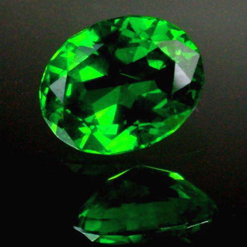  Top Gem Emerald Green Old Mine Russian Demantoid Garnet  Litnon.com