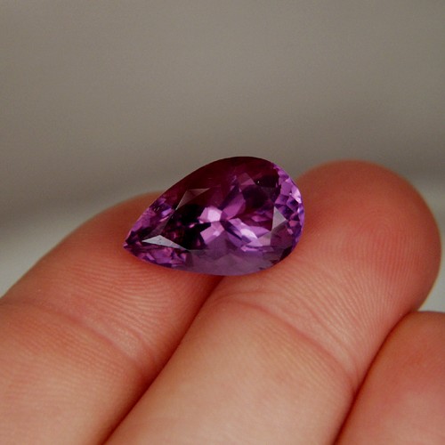 Top Cut and Bright  Natural Amethyst Brazil 10.02 ct  Litnon.com