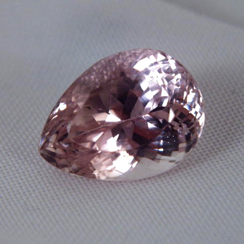 Top Cut Bright Pink Kunzite Afghanistan 19.79 ct  Litnon.com