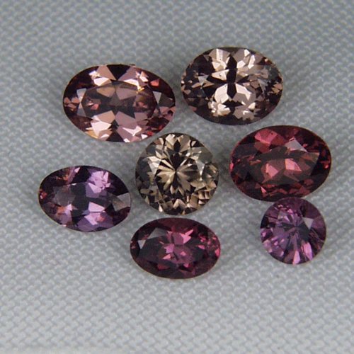 Collectors Color Change / Shift Garnet Lot Tanzania  Litnon.com