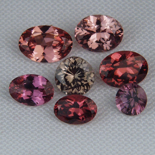 Collectors Color Change / Shift Garnet Lot Tanzania  Litnon.com