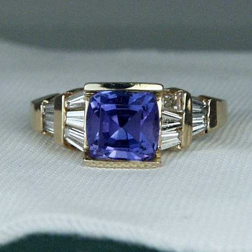 Beautiful Tanzanite 14 kt Baugette Diamond Ring  Litnon.com