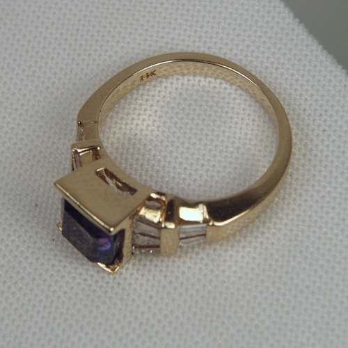 Beautiful Tanzanite 14 kt Baugette Diamond Ring  Litnon.com