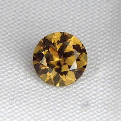 Brilliant Quality Color Change Russian Demantoid Garnet  Litnon.com