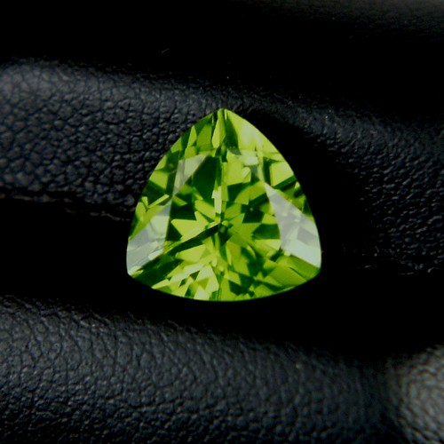 Top Gem Fine Cut and Color Arizona Peridot 3.40 ct  Litnon.com