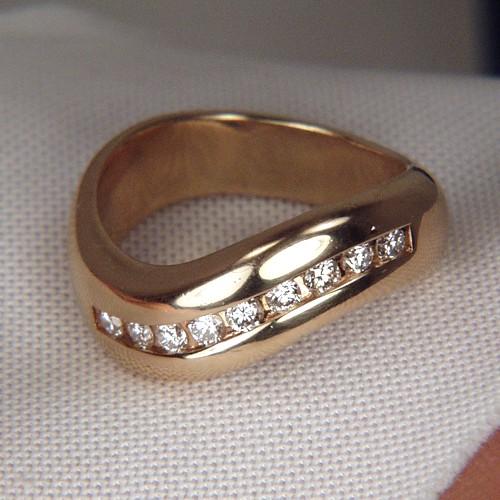 Quality Heavy 14 kt Channel Set Diamond Ring  Litnon.com