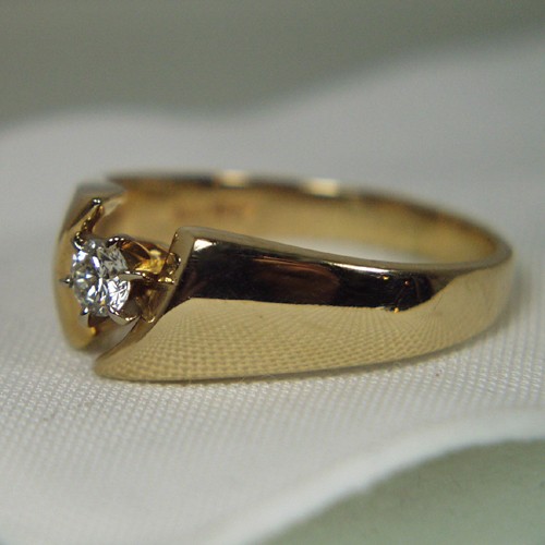 Estate Ladies Heavy I4 KT Diamond Fashion Ring  Litnon.com