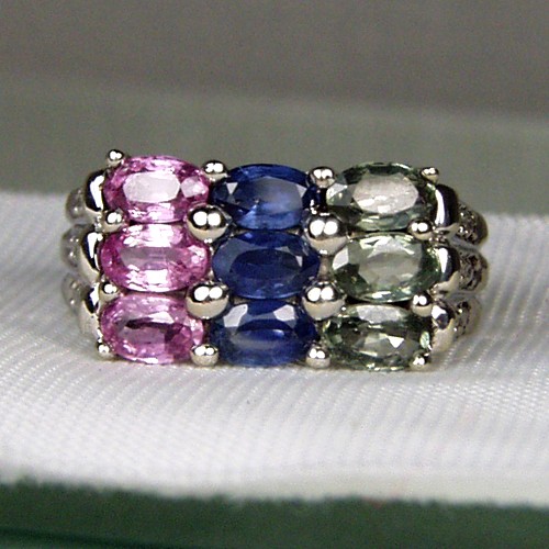 NR Estate Ladies I4 KT Multi-Color Sapphire Ring  Litnon.com
