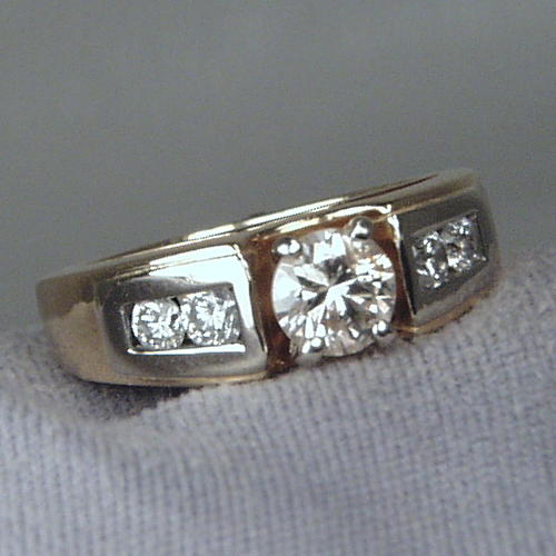 Estate Ladies I4 KT Diamond Ring 0.90ct tw  Litnon.com