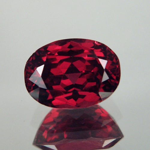 Quality Tanga Rhodolite Garnet Tanzania 16.97 ct  Litnon.com