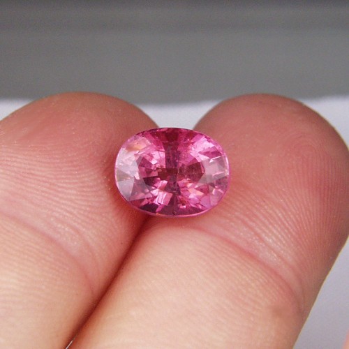 Big and Bright  Pink Tourmaline Nigeria 4.67 ct  Litnon.com