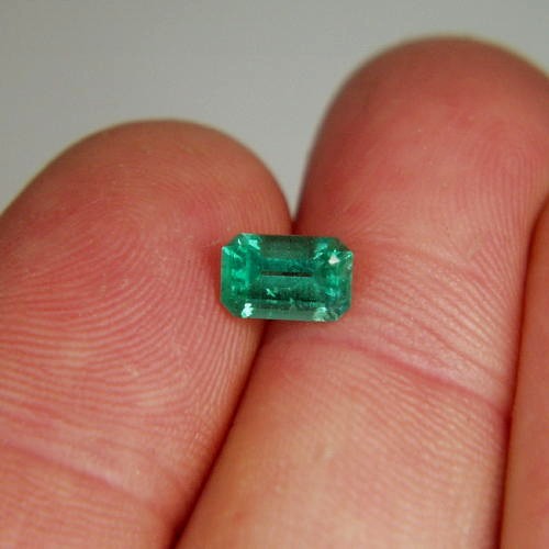 New Find Bright and Pretty Natural Emerald Somalia  Litnon.com