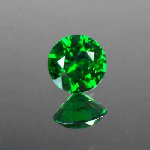 Gem Glowing Emerald Green Russian Demantoid Garnet  Litnon.com