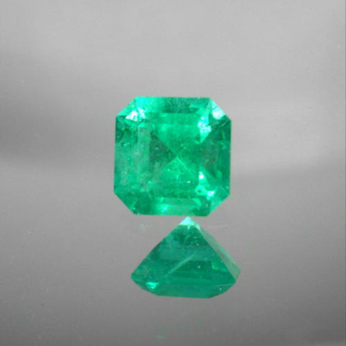 New Find Bright and Pretty Natural Emerald Somalia  Litnon.com