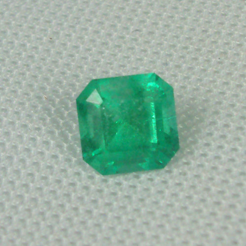 New Find Bright and Pretty Natural Emerald Somalia  Litnon.com