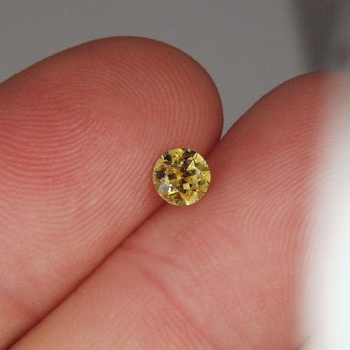 Rare Old Mine Russian Demantoid Topazolite Garnet  Litnon.com