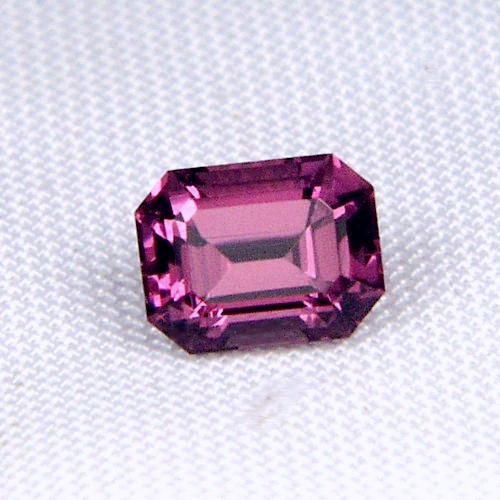 Color Shift Pink Umbalite Garnet Tanzania 2.33ct  Litnon.com